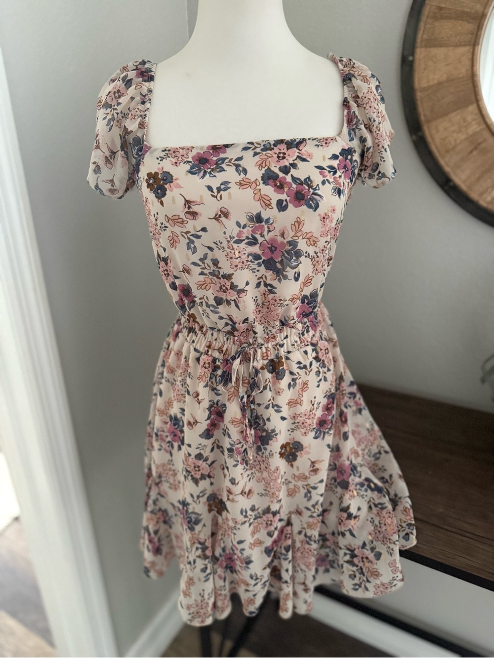 Mi Ami Floral Metallic Lurex Square Neck Mini Dress (XXS)